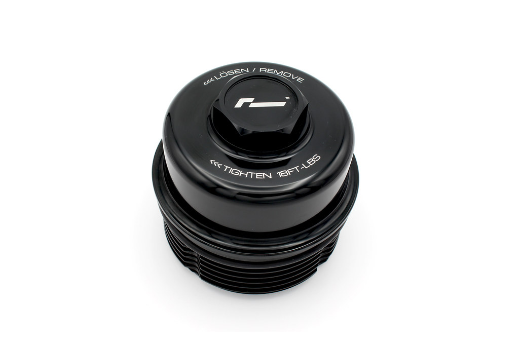 RacingLine Billet Oil Filter Housing / Audi S4/S5 & RS4/RS5 B9