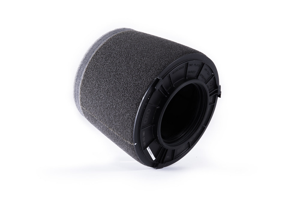 RacingLine High-Flow Panel Air Filter / Audi S4/S5 B8 & B8.5 3.0 Supercharged